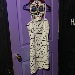 Black and white body con dress